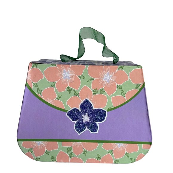 Pretty Little Beauty Box ~ 11 Products All New - Picture 3 of 13